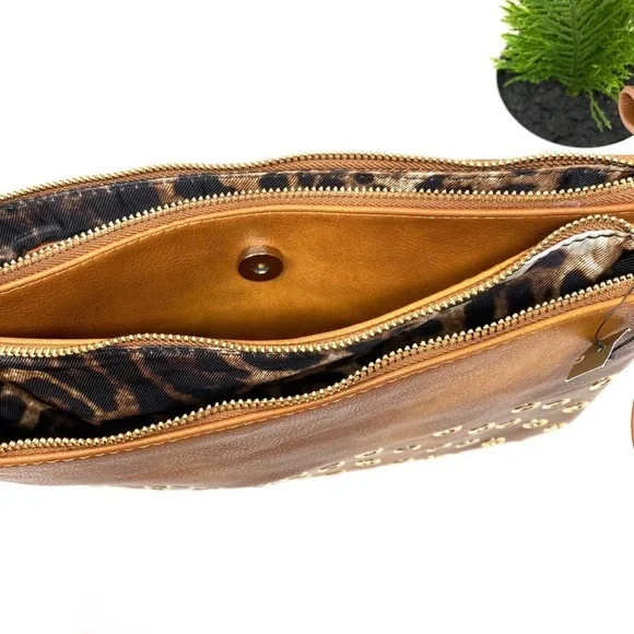 Chico’s Vegan Leather Large Brown Clutch NWT - Picture 4 of 7